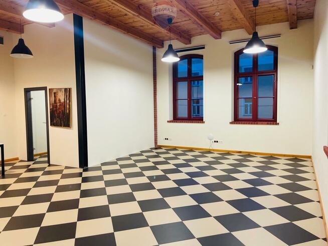 Biuro LOFT z antresolą