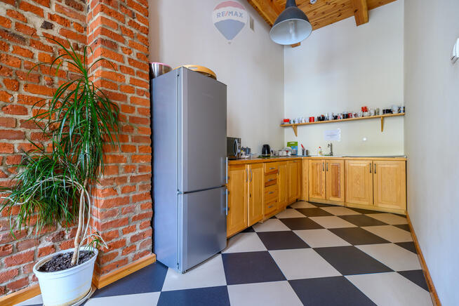 Biuro LOFT z antresolą