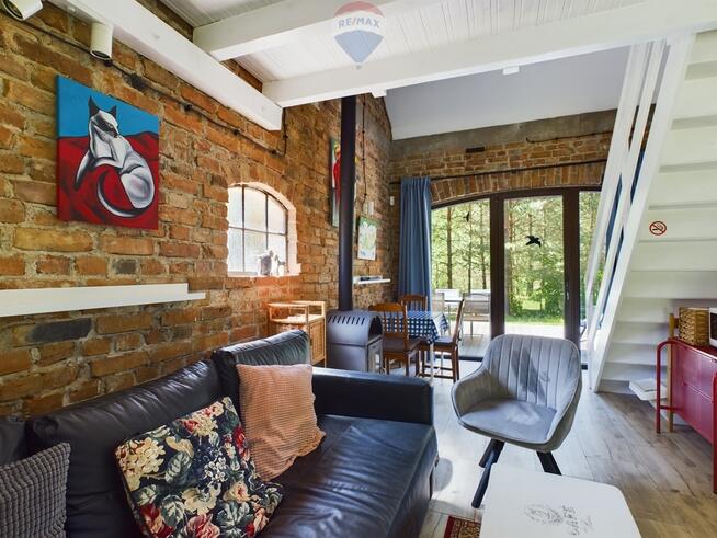 Siedlisko w otulinie lasu