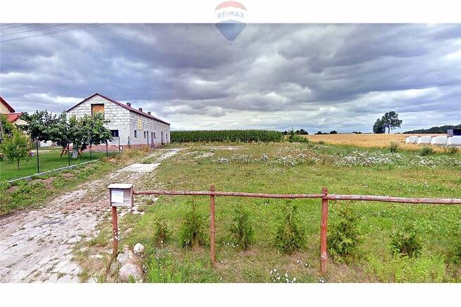 Plac składowy z magazynem