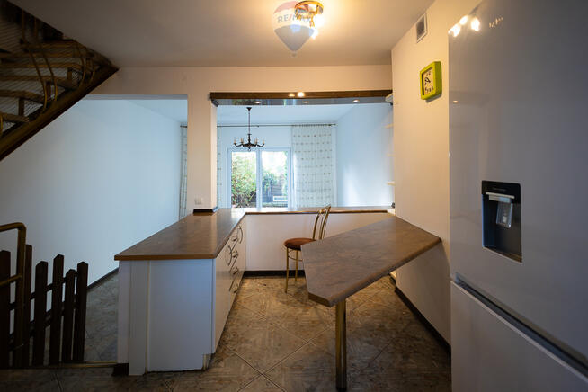 Dom w zabudowie szeregowej na sprzedaż w Zgierzu