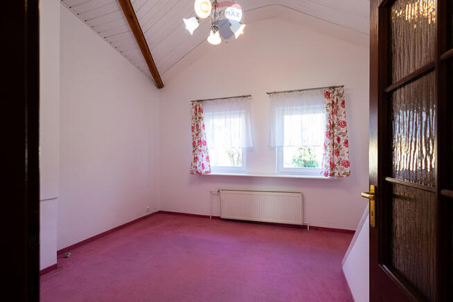 Dom w zabudowie szeregowej na sprzedaż w Zgierzu