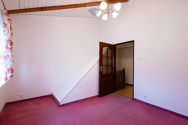 Dom w zabudowie szeregowej na sprzedaż w Zgierzu