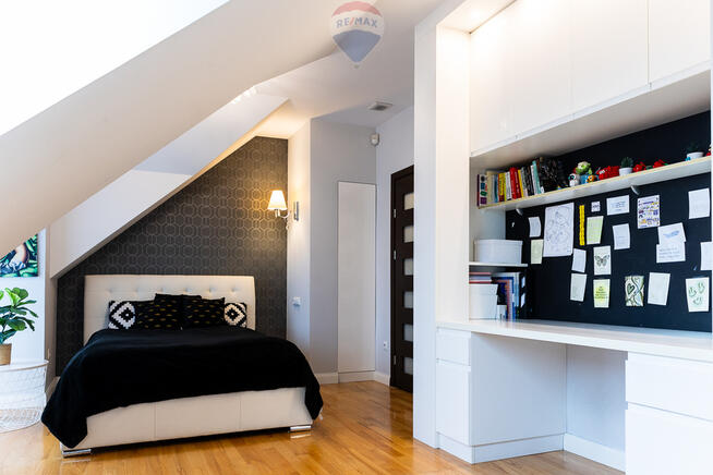 Wyjątkowy dom na sprzedaż w Głownie