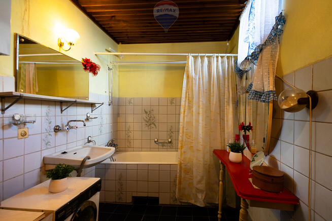 dom na działce 1092m2, blisko centrum, a na uboczu