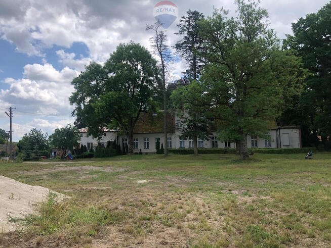 Unikalna Posiadłość Rolno-Rezydencyjna z Dworkiem