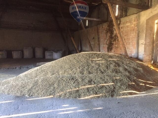 Unikalna Posiadłość Rolno-Rezydencyjna z Dworkiem