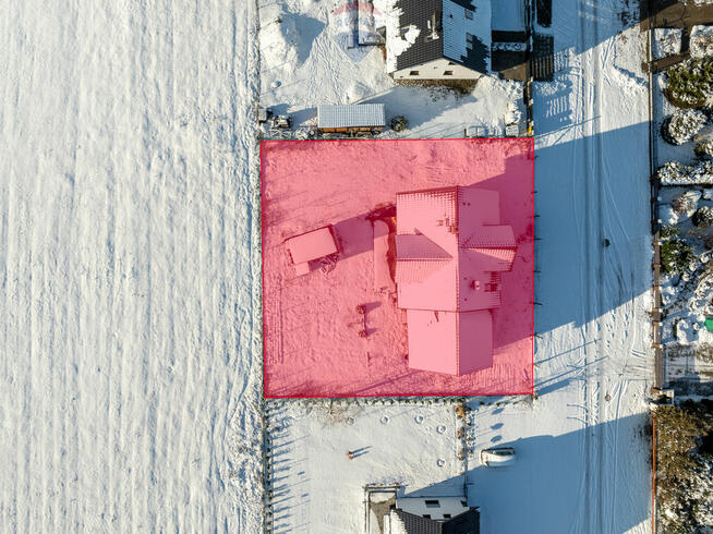 Nowoczesny dom jednorodzinny w stanie surowym