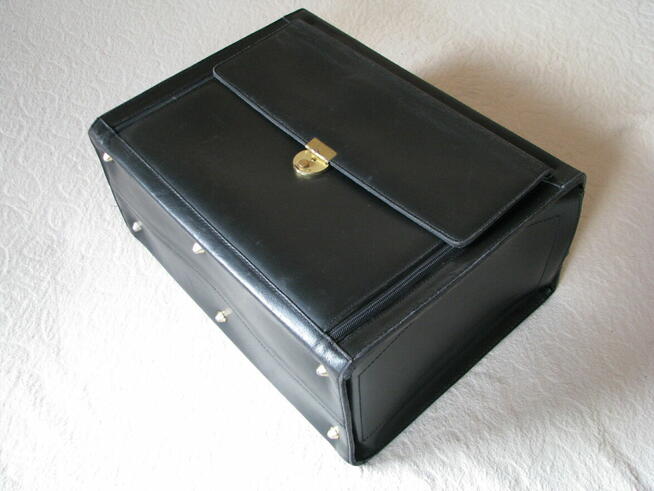 Duży neseser teczka kufer z szyfrem na dokumenty skóra torba