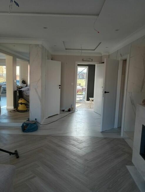 Układanie płytek, remonty i wykończenia wnętrz