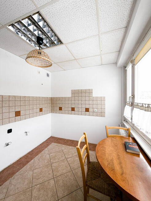 OKAZJA! Mieszkanie 4 pokojowe, I piętro, centrum