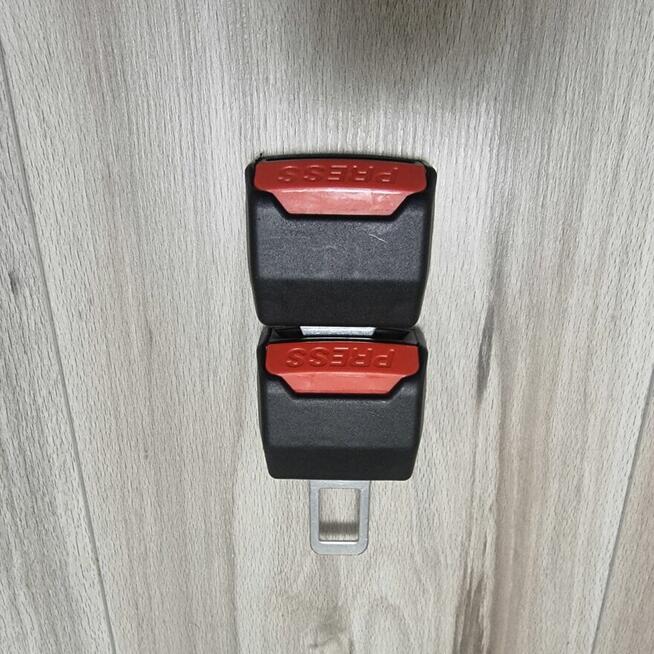 Uniwersalna Nowa Przedłużka Zaślepka Pasa Bezpieczeństwa Ada