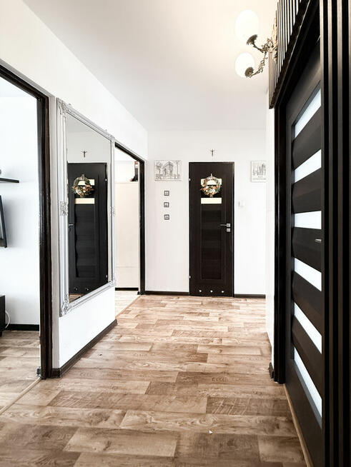 OKAZJA! Mieszkanie 4 pokojowe, I piętro, centrum