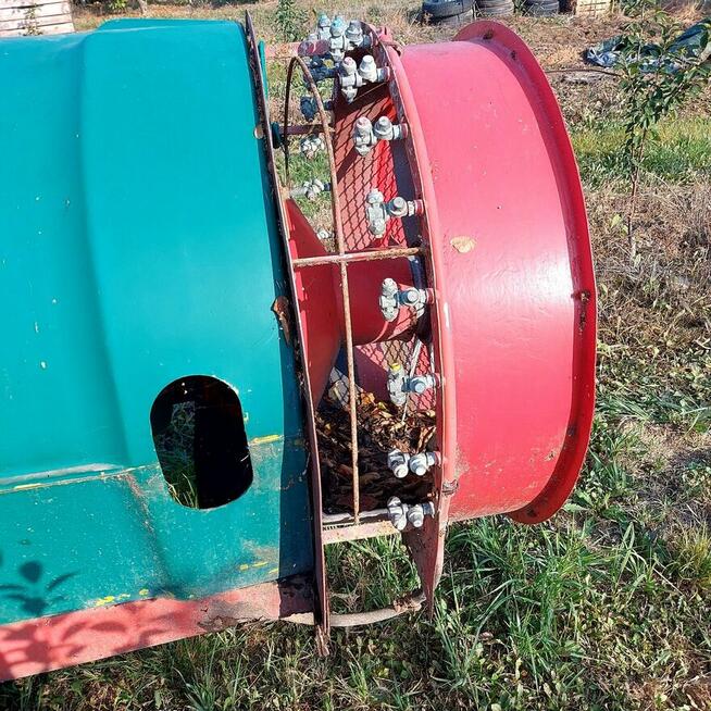 Opryskiwacz sadowniczy 1500l przekładnia 16 głowic