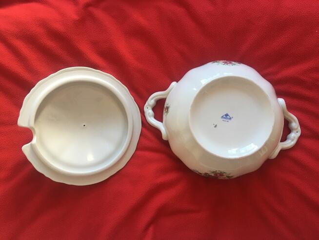 Porcelana Chodzież zestaw 12 osób 44 elementy jak nowy