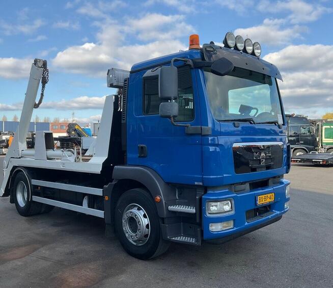 Bramowiec komunalny Man TGM 18.340