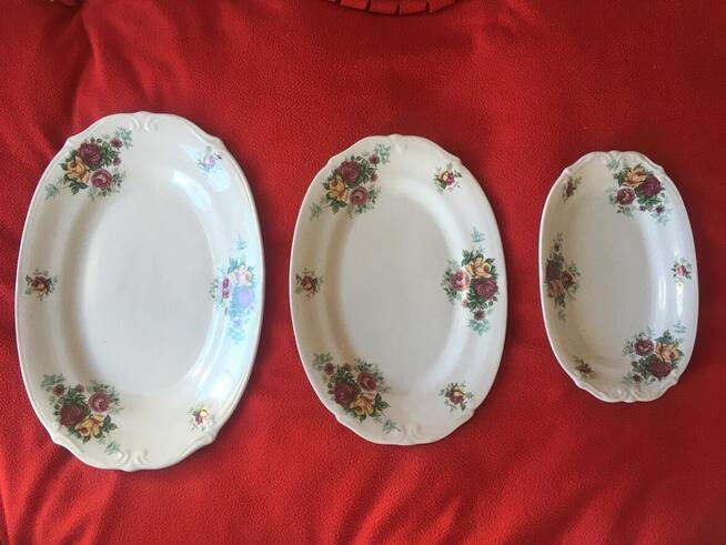 Porcelana Chodzież zestaw 12 osób 44 elementy jak nowy