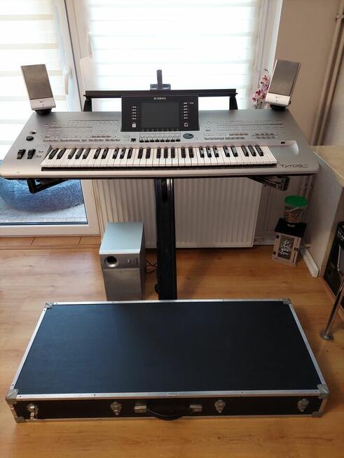 Yamaha Tyros 3