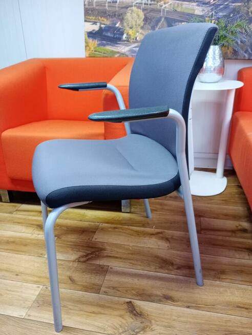 Krzesło konferencyjne szare PROFIM ONE21H Krzesła fotele