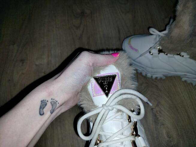 Buty sneakersy guess