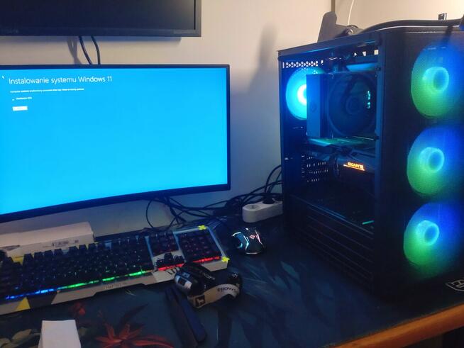 Naprawa / składanie komputerów, czyszczenie konsoli