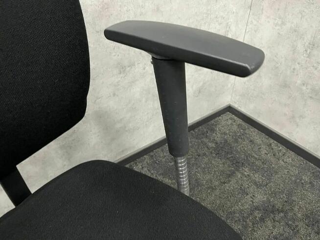 Fotel ergonomiczny biurowy