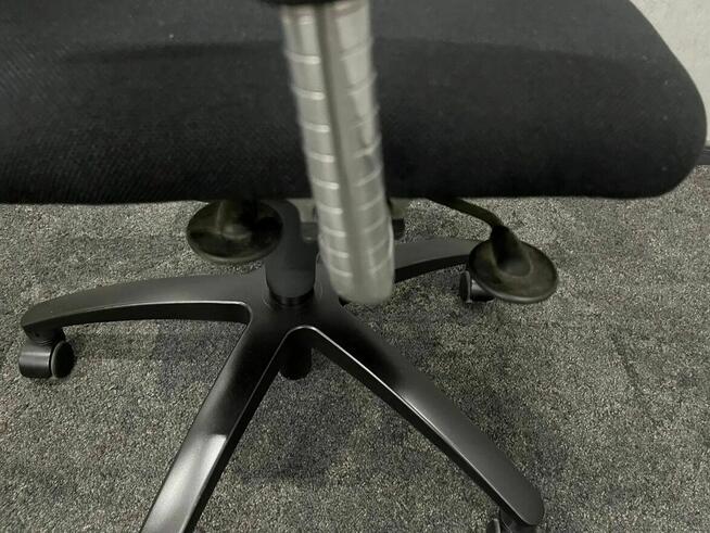 Fotel ergonomiczny biurowy