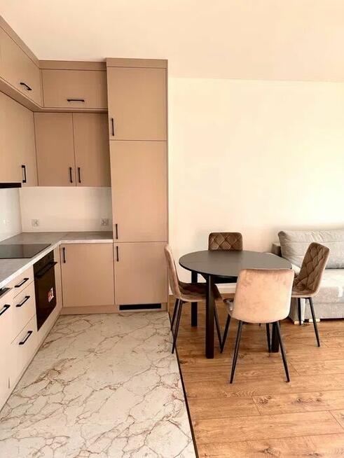 Nowoczesny apartament przy zalewie