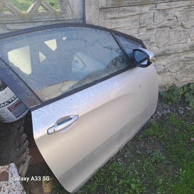 Peugeot 208 Drzwi prawe 3D EZRC do założenia kompletne