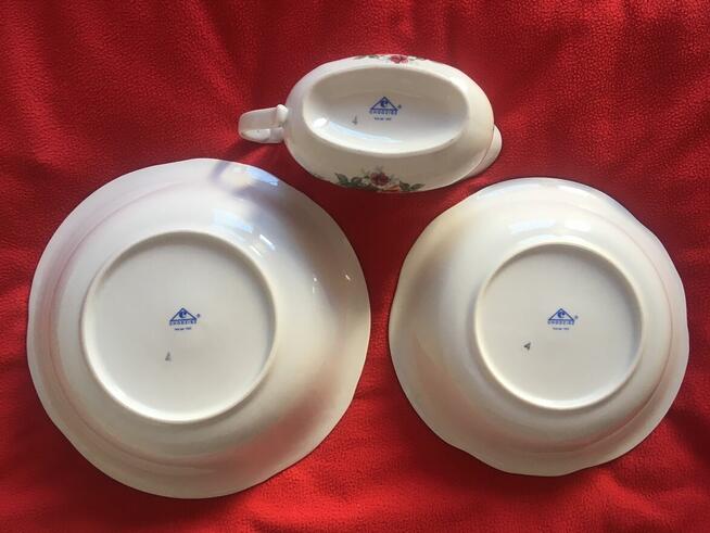 Porcelana Chodzież zestaw 12 osób 44 elementy jak nowy