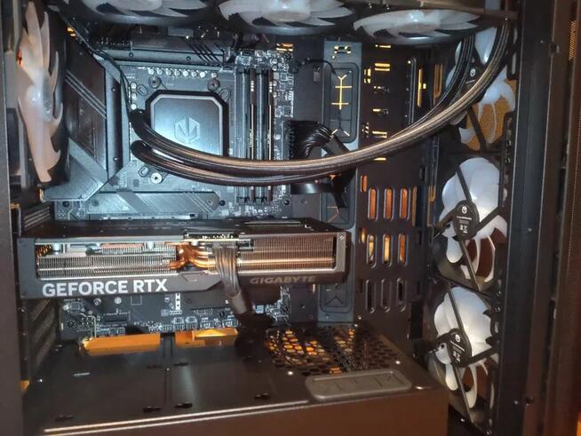 Naprawa / składanie komputerów, czyszczenie konsoli