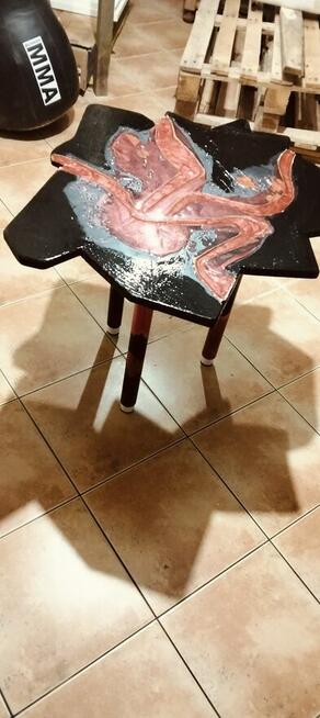 Degaz...Stolik kawowy z żywica epoksydowa ..