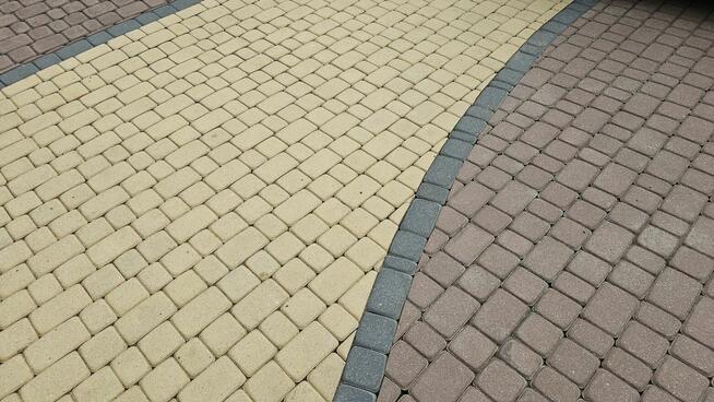 Profesjonalne mycie kostki brukowej
