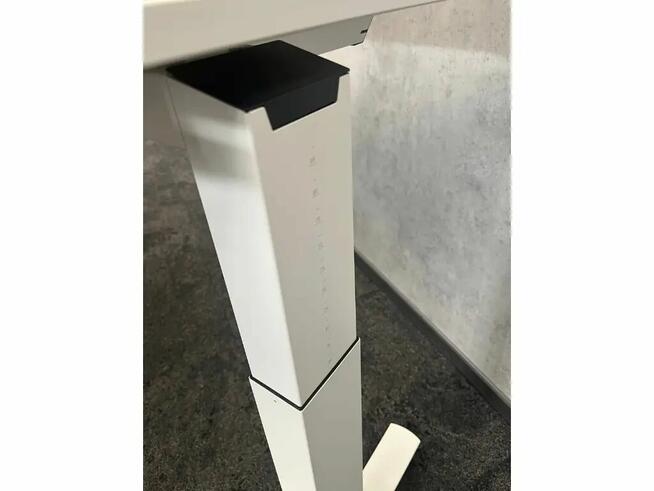 Biurko regulowane 156x80cm do pracy siedząco- stojącej