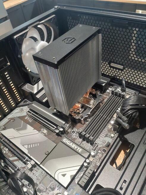 Naprawa / składanie komputerów, czyszczenie konsoli