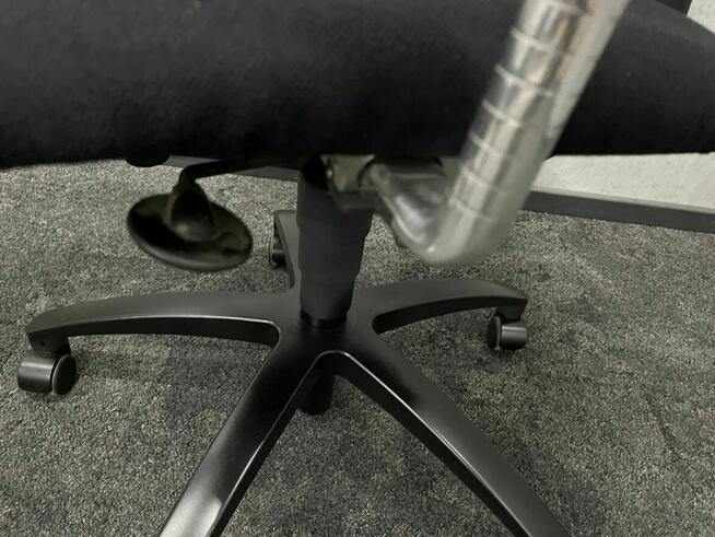 Fotel ergonomiczny biurowy