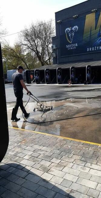 Czyszczenie kostki brukowej, MYCIE ELEWACJI