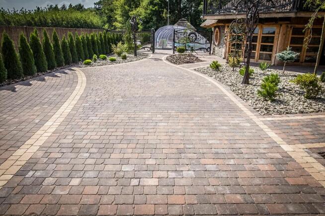 Usługi brukarskie - układanie kostki Biała Podlaska