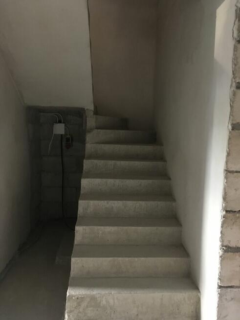 Dom mieszkalne-usługowy 2 km do morza