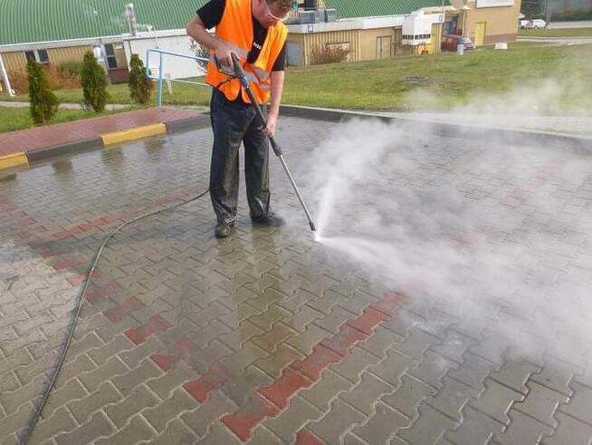 Czyszczenie kostki brukowej, MYCIE ELEWACJI