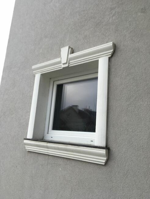 Dom mieszkalne-usługowy 2 km do morza