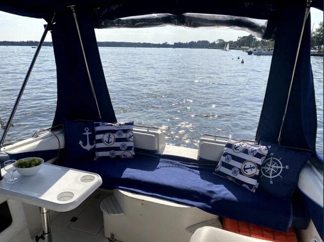 Łódź motorowa Larson Hampton 220 Volvo Penta