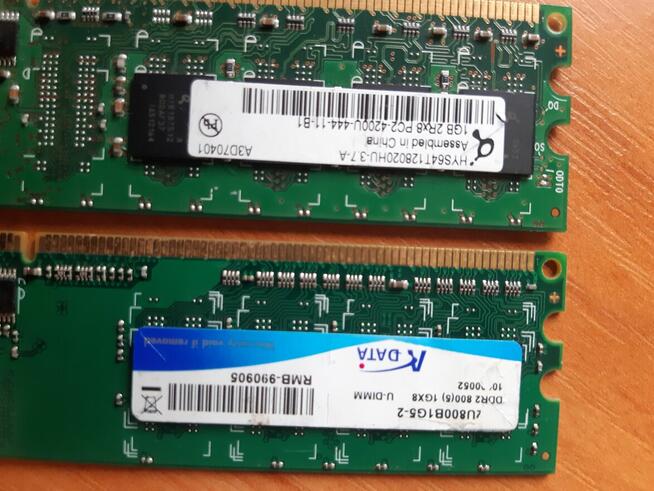 Pamięć RAM DDR2 2 x 1GB