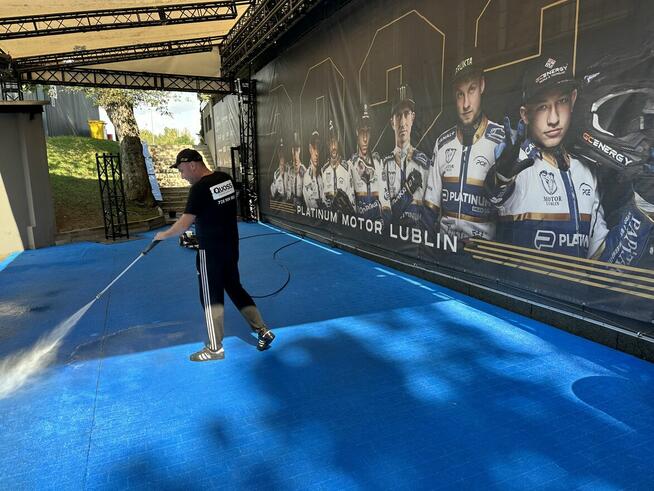 Czyszczenie kostki brukowej, MYCIE ELEWACJI