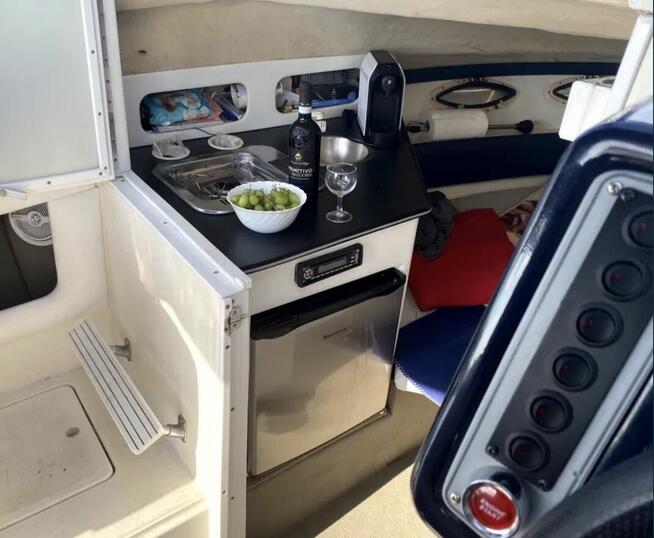 Łódź motorowa Larson Hampton 220 Volvo Penta