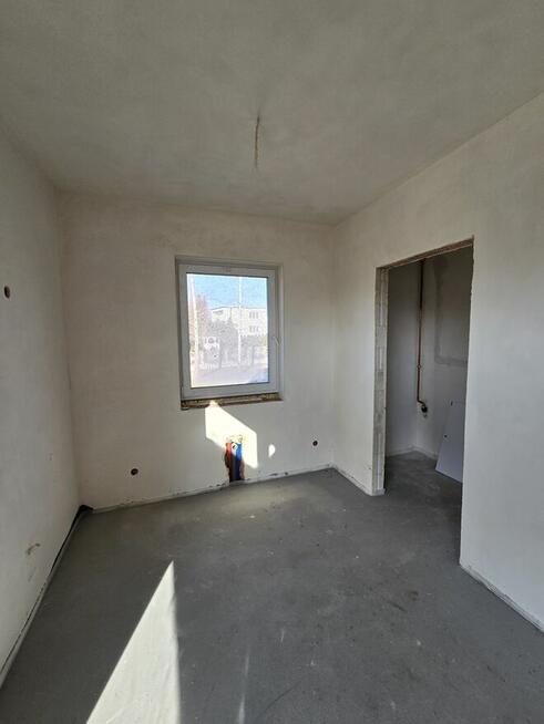 Rogoźnik połowa bliźniaka w stanie do wykończenia