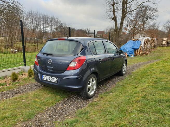Opel Corsa D 2009, 1.2 benzyna