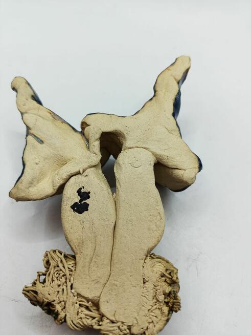 Figurka uśmiechnięte grzybki dekoracja domu ogrodu.