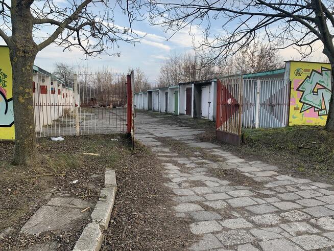 Sprzedam garaż murowany przy ul. Olsztyńskiej Radom