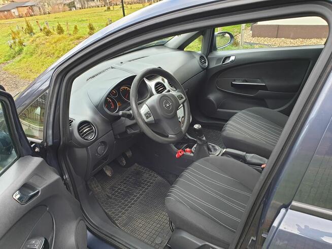 Opel Corsa D 2009, 1.2 benzyna